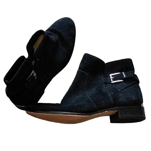 Michael Kors Other - Michael Kors booties size 8